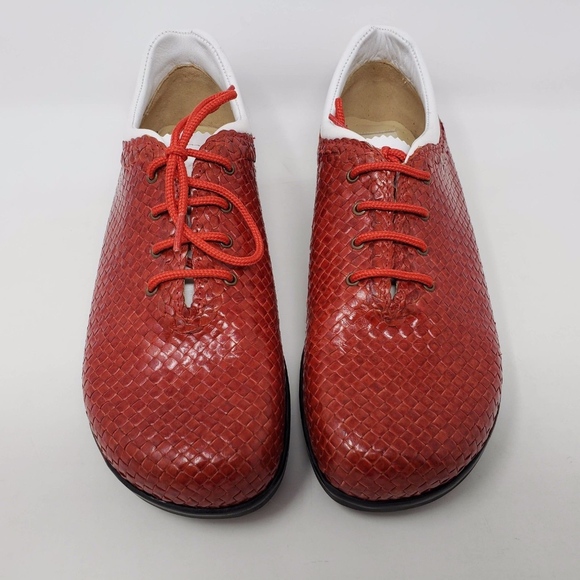 womens red golf shoes